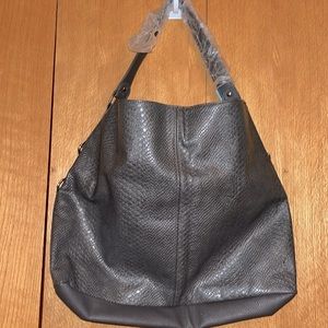 New JEWELL Thirty-one snakeskin vegan Jewell large Hobo Bag Gray Bag Purse Tote